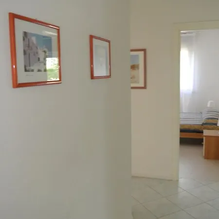 Comfortable Flat In Lignano Pineta Διαμέρισμα Λινιάνο Σαμπιαντόρο